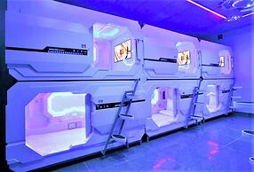 Capsule Riverside Saigon