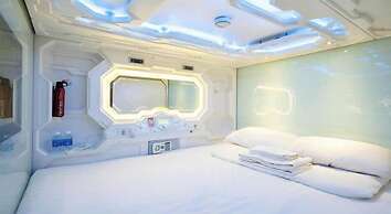 Capsule Riverside Saigon