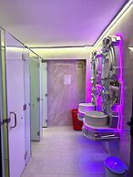 Capsule Riverside Saigon