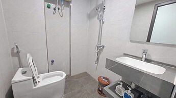 Luxury Airport Hotel