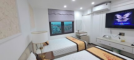 Luxury Airport Hotel