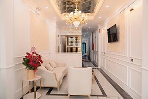 Luxury Airport Hotel