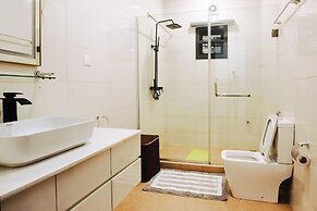 LUXE APARTMENTS