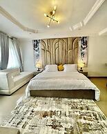 LUXE APARTMENTS