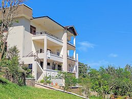 Hillsgate EXPERIENCE