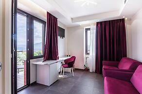 Lual Bleisure Hotel