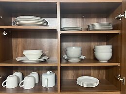 Free Parking/city Centre/long Stay/local Stores