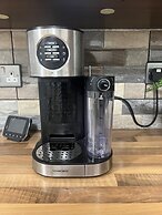 Free Parking/city Centre/long Stay/local Stores