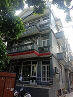 Hotel Royal India - DLF Phase 2