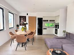 Solsalt 1min Walk to Beach 1min From Everything