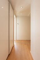 Central Flat With Sunny Terrace