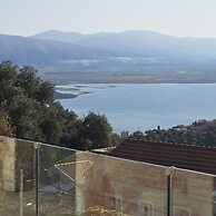 ELKORINI VILLA