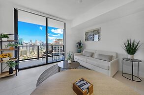 DTW Miami Luxury 1BR with Urban Views