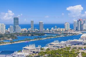 DTW Miami Luxury 1BR with Urban Views