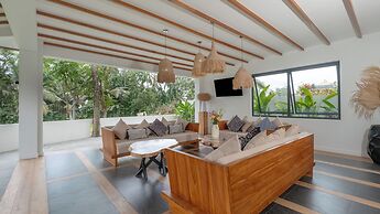 Villa Suka Sawah by Villa Finder