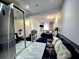 Seaside Escape - Sleeps 4 - Pets Ok - Free Parking