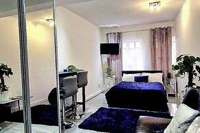 Seaside Escape - Sleeps 4 - Pets Ok - Free Parking