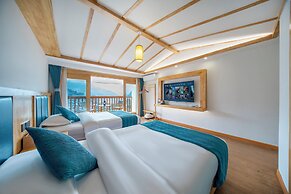 Xijiang Yunting Light Luxury Panoramic