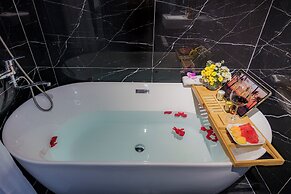 Salute Saigon Hotel and Spa