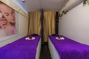 Salute Saigon Hotel and Spa