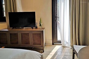 SUNYATA Resort Hotel