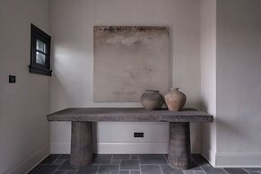 SUNYATA Resort Hotel