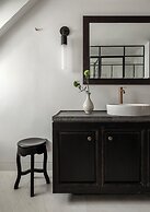 SUNYATA Resort Hotel