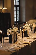 SUNYATA Resort Hotel