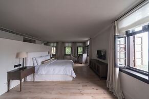 SUNYATA Resort Hotel