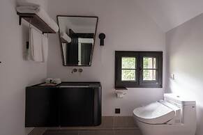 SUNYATA Resort Hotel