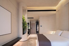 Ziggy Hotel