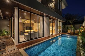 Tropical Bliss Villa 9E - 10min to Beach