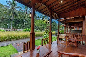 Uma Ulun Dugul by Uniquecations