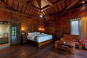 Uma Ulun Dugul by Uniquecations