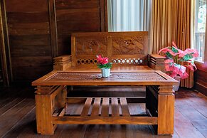 Uma Ulun Dugul by Uniquecations