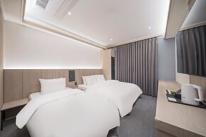 Hound Hotel DaeGu