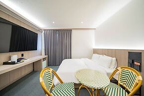 Hound Hotel DaeGu