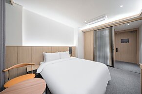Hound Hotel DaeGu
