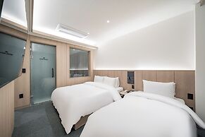 Hound Hotel DaeGu