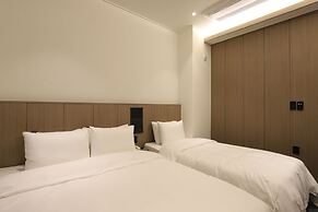 Hound Hotel DaeGu