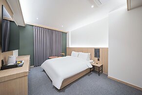 Hound Hotel DaeGu