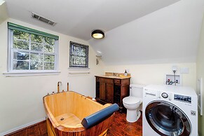 CDNH Villa at Katy Lake