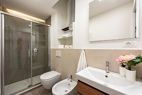 Lovely Flat In Genova Historic Center B