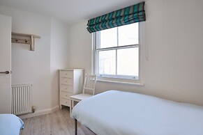 Host Stay Beachside Gallery