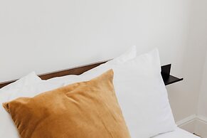 Welcoming 1BR flat near Park