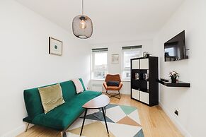 Welcoming 1BR flat near Park