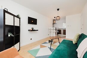 Welcoming 1BR flat near Park