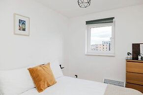 Welcoming 1BR flat near Park