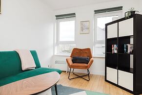 Welcoming 1BR flat near Park