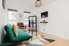 Welcoming 1BR flat near Park